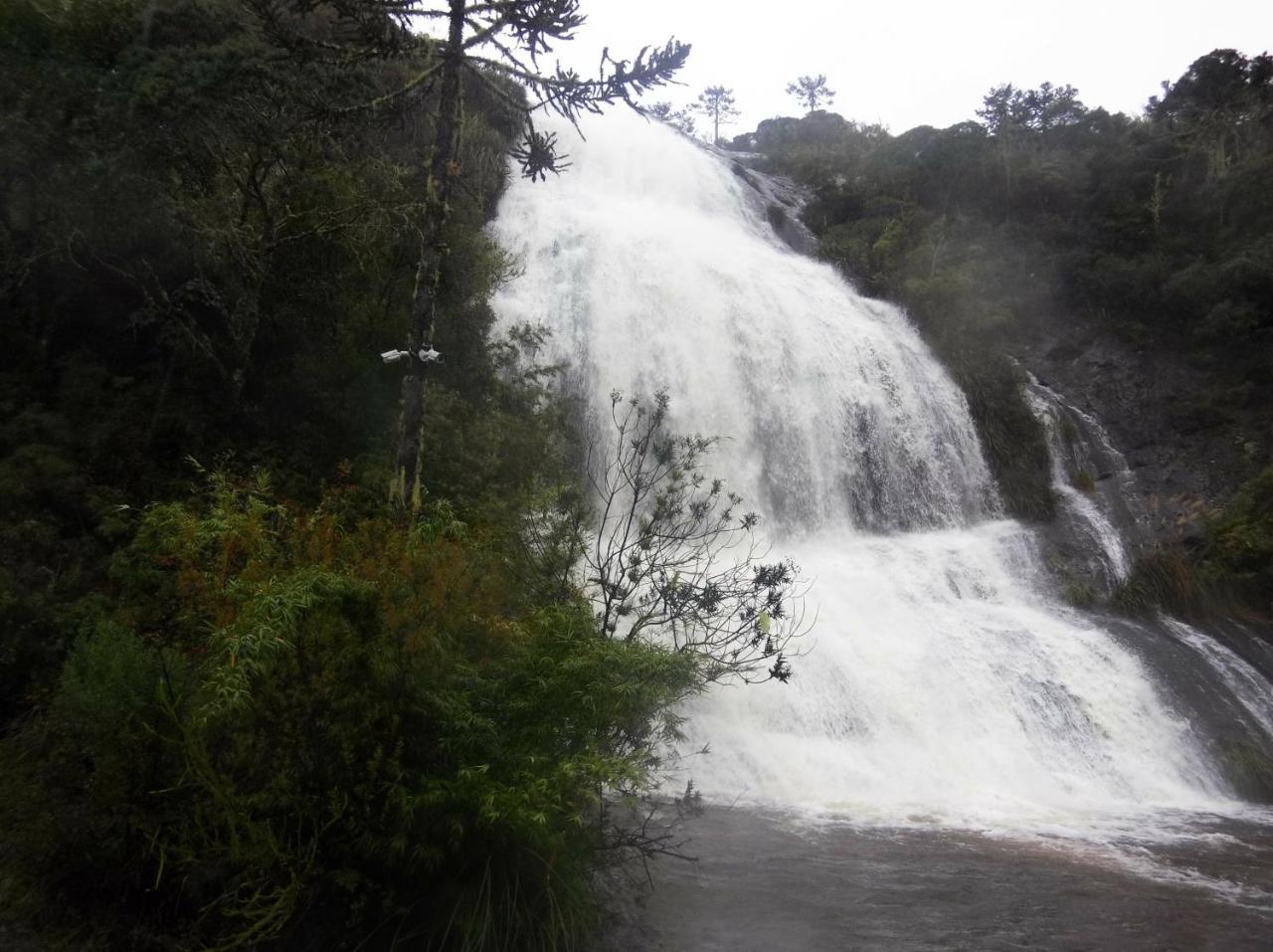 Pousada Cascata Veu De Noiva ウルビシ エクステリア 写真
